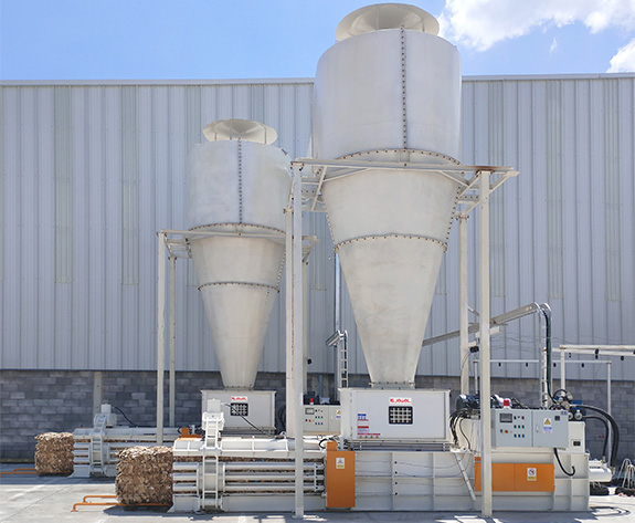 メキシコのカートン工場向けの全自動廃棄物除去システム